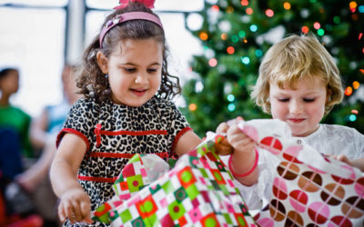 Como lidar com a “ingratidão” dos nossos filhos na hora de abrir os presentes
